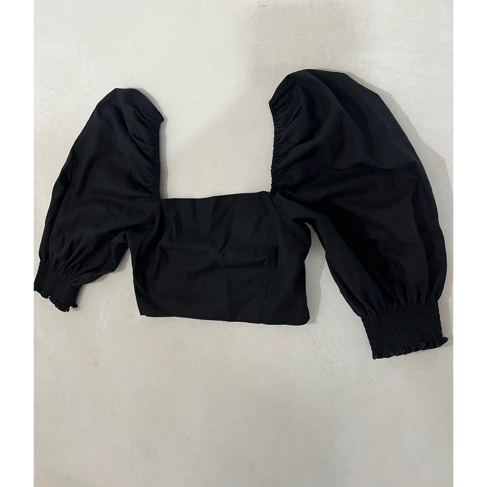 O.P.T. Black Puff Sleeve Smocked Crop Top Square Neck Size Medium - Picture 2 of 7
